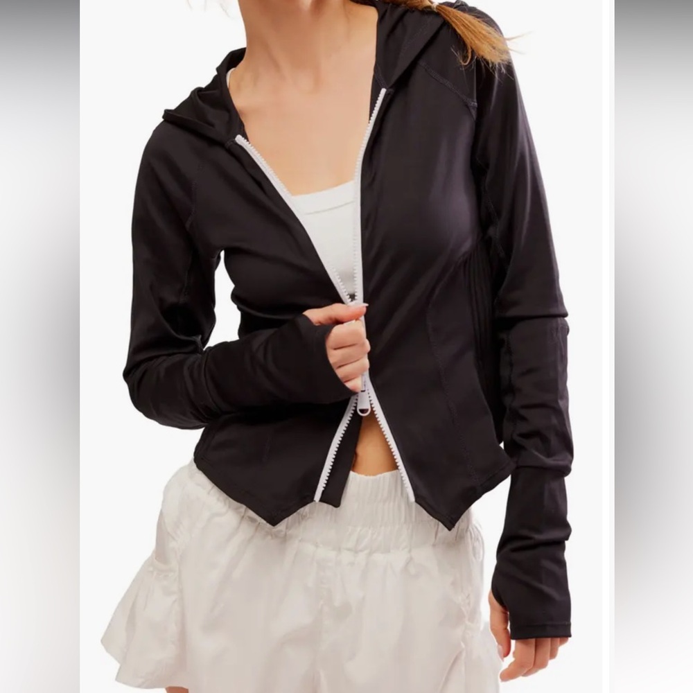 FREEPEOPLE MOVEMENT TRACK ZIP UP JACKET! WORN ONCE! XS!